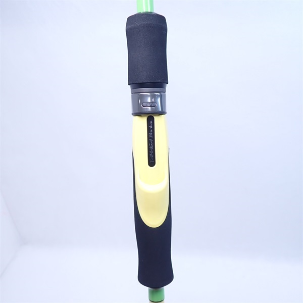 メビウス　２０２５ビビッド７１０Ｌ